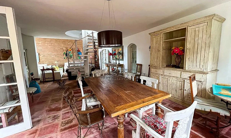 Casa De Condomínio C...