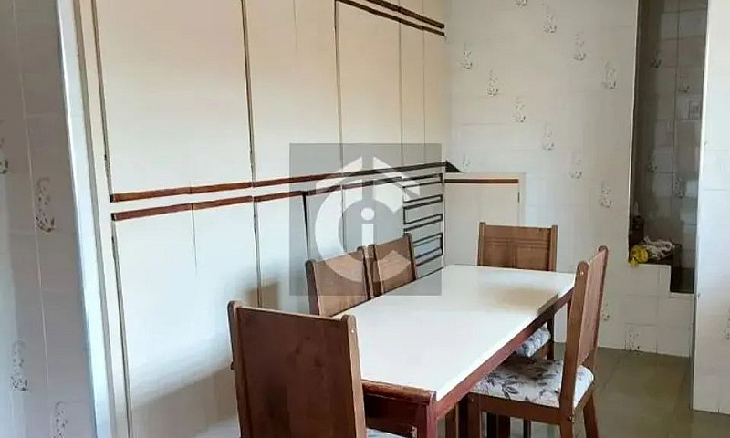 Sobrado A 2 Casas Ve...