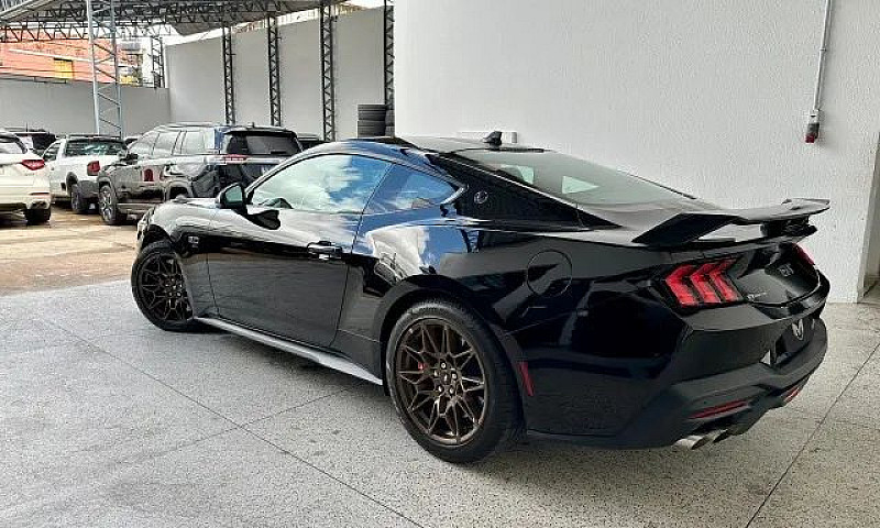 Ford Mustang Gt Perf...