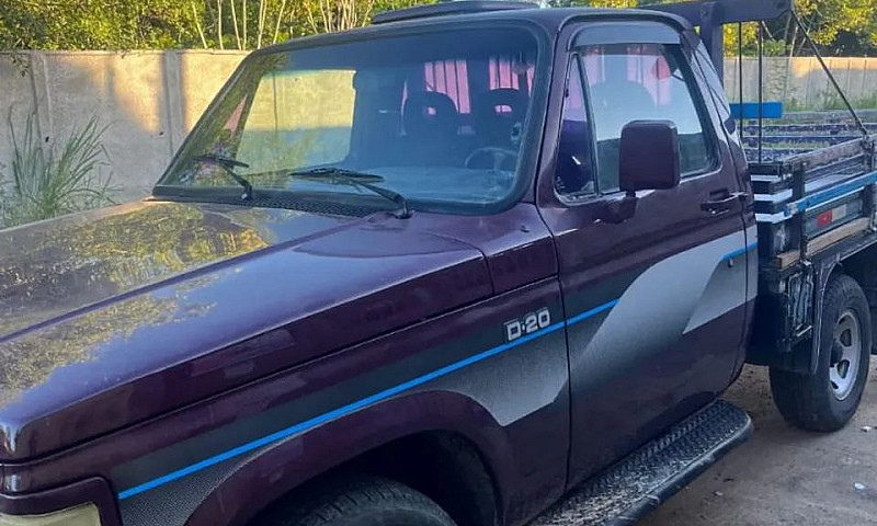 Chevrolet D-20 S / L...
