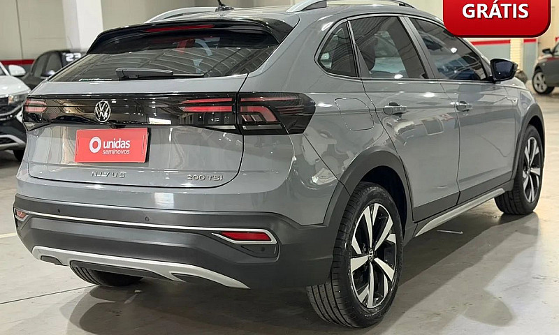 Volkswagen Nivus Hig...