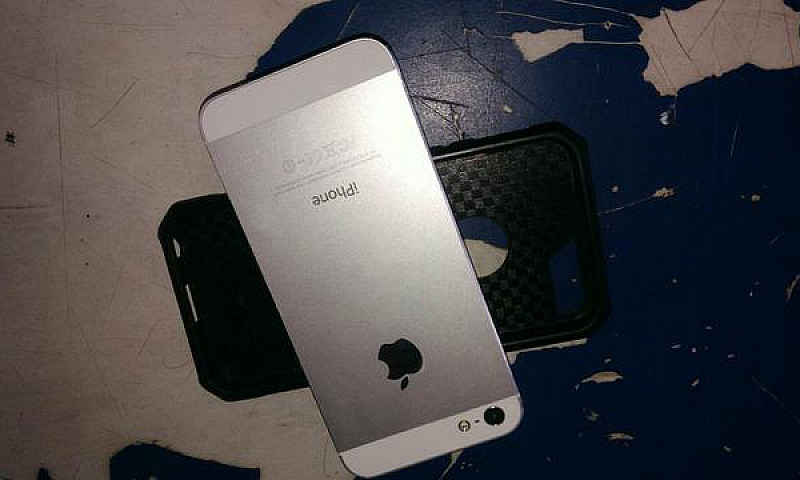 Vendo Iphone 5...