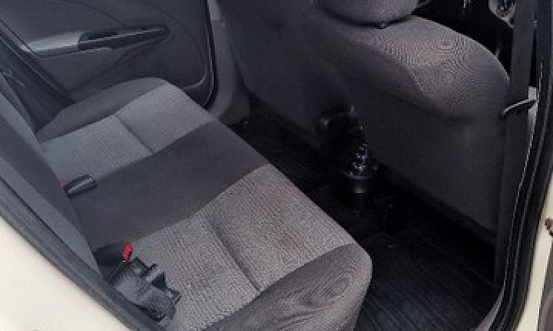 Etios Hatch Xs 1.3 2...