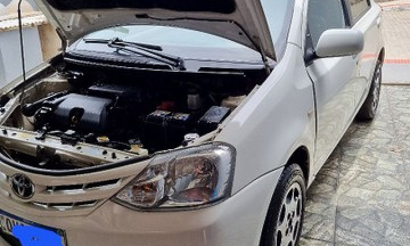Etios Hatch Xs 1.3 2...