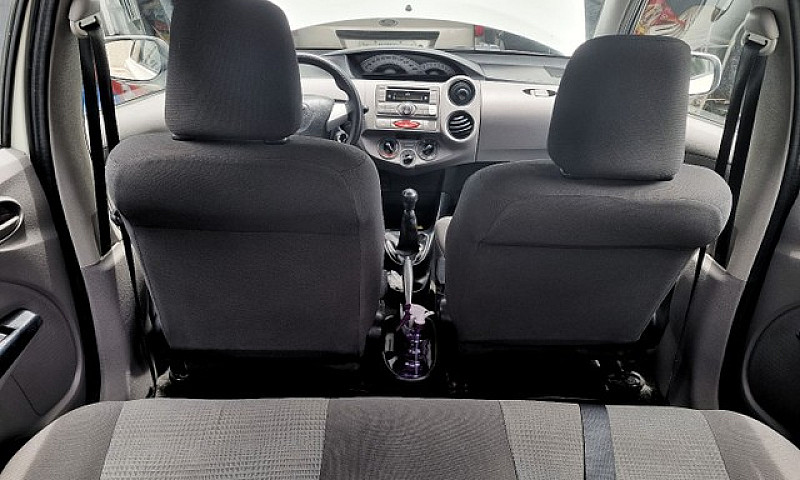 Etios Hatch Xs 1.3 2...
