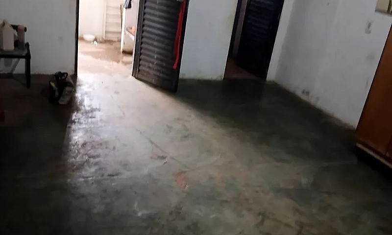 Casa Alugo...