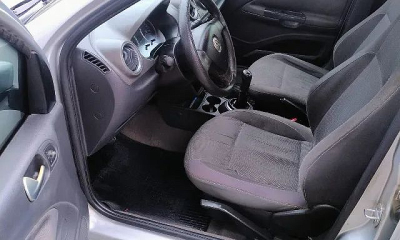 Volkswagen Voyage Co...