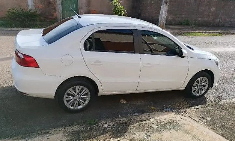 Volkswagen Voyage 1....