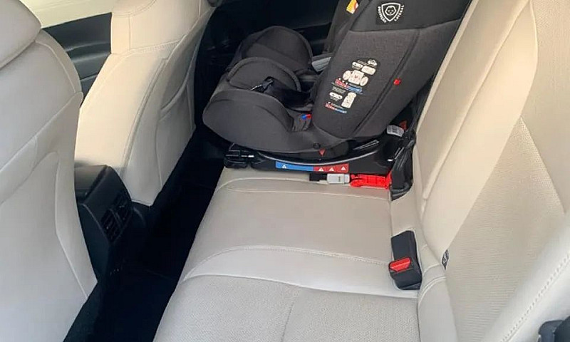 Toyota Corolla Cross...