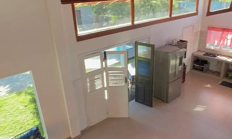 Alugo Suíte E Quarto...