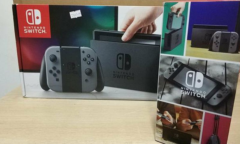 Nintendo Switch Gray...