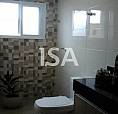 Casa Em Condomínio Com 4 Dormitórios, 1 Suíte E Piscina