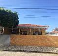 Casa Bem Localizada, Proximo A Prefeitura, Comercios, Com 03 Quartos