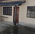 Casa De Esquina Com Garagem
