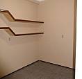 Alugo Casa Com 50 M², 2 Quartos, Sala Com Gesso Sanca Teto, Ampla Cozinha Com Revestimento