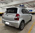 Toyota Etios Xs 1.3 Flex 16V 5P Mec. 2013