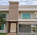 Residencial Castanheira - Aluguel - Ampla Casa Em Dois Pavimentos