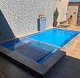 Alugo  Casa / Piscina !? 