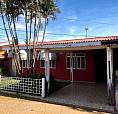 Charmosa Casa Em Vila Residencial 