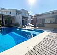 Casa De Alto Padrão Com Espaço Gourmet Completo E Piscina Com Deck.
