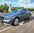 Mercedes C180 Exclusive 2018 Interior Branco