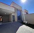 Vende-Se Casa De 3 Quartos Em Ap. Goiânia Em Frente Ao Centro Olímpico. *