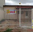 Casa 2 Quartos - Bem Localizada