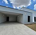 Casa Para Venda Possui 177 Metros Quadrados Com 3 Quartos