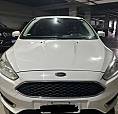 Focus Hatch Em Perfeito Estado !!!