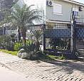 Casa Condomínio, 2 Dormitórios, No Bairro Hípica, Ao Lado Do Zaffari.