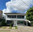 Casa De Condomínio Sobrado Para Aluguel E Venda Com 372 Metros Quadrados Com 5 Quartos