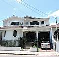Casa / Sobrado Central, 4 Dormitórios Sendo 2 Suíte