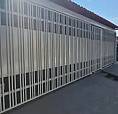 Excelente Casa Recém Reformada - 03 Quartos Mais Suite - Ac. Financiamento E Fgts. 