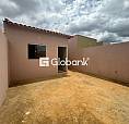 Casa À Venda Em Montes Claros (Bairro Santa Rafaela)  2 Quartos, 180 M², Aceita Financiame
