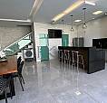 4 Quartos, Sendo 2 Suítes. Espaço Gourmet Com Piscina Aquecida.