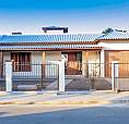 Casa Com Três Dormitórios Sendo Um Com Suíte Em Torres/Rs.