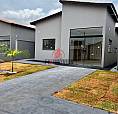 Bela Casa Condomínio Imperial - Trindade/Go