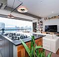 Apartamento Para Venda Em Santo Amaro Com 1 Quarto, Sendo 1 Suíte, 75M²