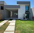Magnífica Casa Plana No Eusébio, 100% Porcelanato, 3 Quartos, 2 Suítes, Amplo Quintal.