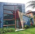 Casa Nascente Em Condomínio C/ 3 Quartos Sendo 2 Suítes + Mezanino