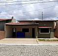 Linda Casa Em Condomínio Fechado, Super Bem Localizada,