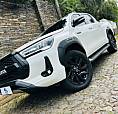 Hilux Srv 2022 + R$25.000 Em Acessórios 