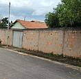 Vende-Se Casa E 1 Barraco 