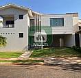 Casa De Condomínio Com 3 Quartos