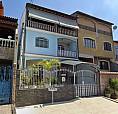 Casa Duplex Alegre / Nunes *
