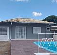 Casa Térrea Com Piscina - Ratones