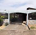 Aluga Casa Com 2 Quartos No Bairro Centário