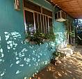 Otima Casa Linear De 2 Qts Com Amplo Terreno Colado Na Av Brasil