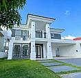 Pereira Imóveis Vende: Casa Neoclássica Com 5 Suítes No Montenegro Boulevard.