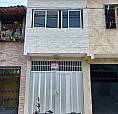 Vendo Casa Dúplex Toda No Porcelanato E Granito 